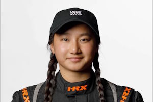 es-female-driver-sm